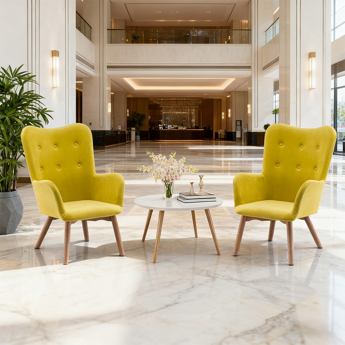 Fauteuil d'appoint moderne en velours jaune — Chaise de loisirs capitonnée à oreilles avec pieds et accoudoirs en bois pour salon, chambre ou bureau