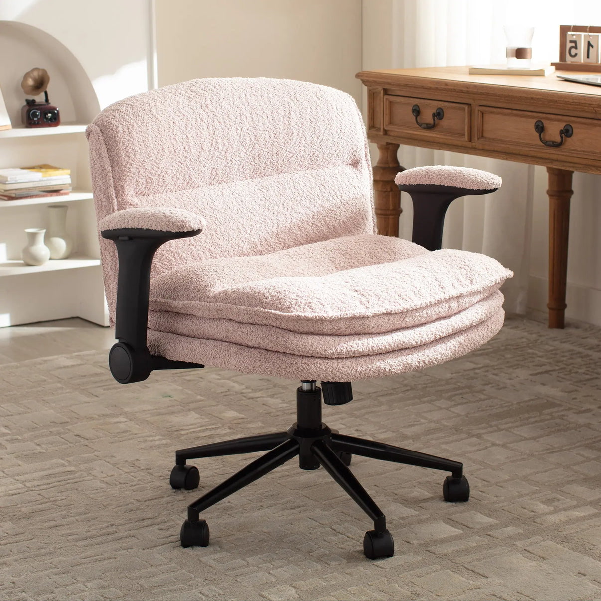 Chaise de bureau ergonomique à pieds croisés Chaise de bureau à domicile Bouclé avec accoudoirs réglables, coussins pivotants à 360° et épais